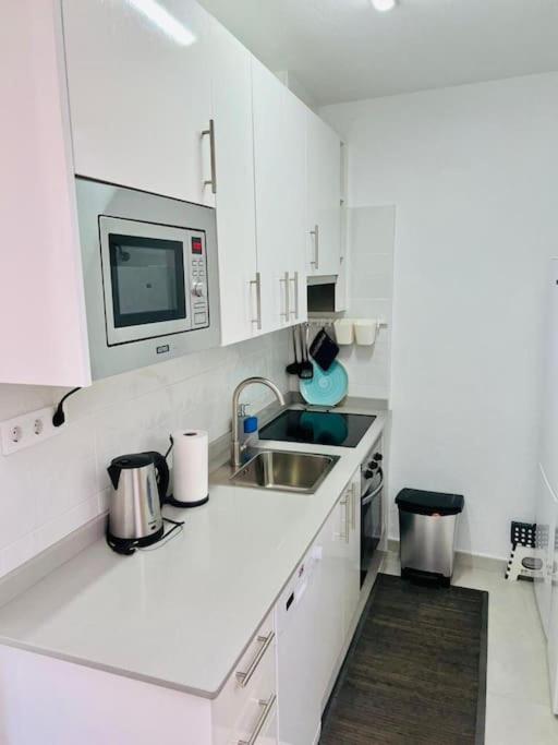 Orzola Oceanviews Apartment Екстериор снимка